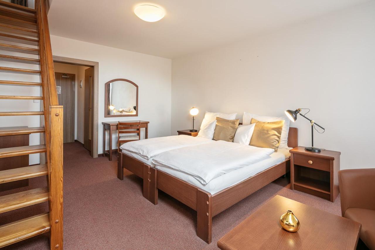 Pytloun Wellness Hotel Hasistejn Místo Eksteriør billede