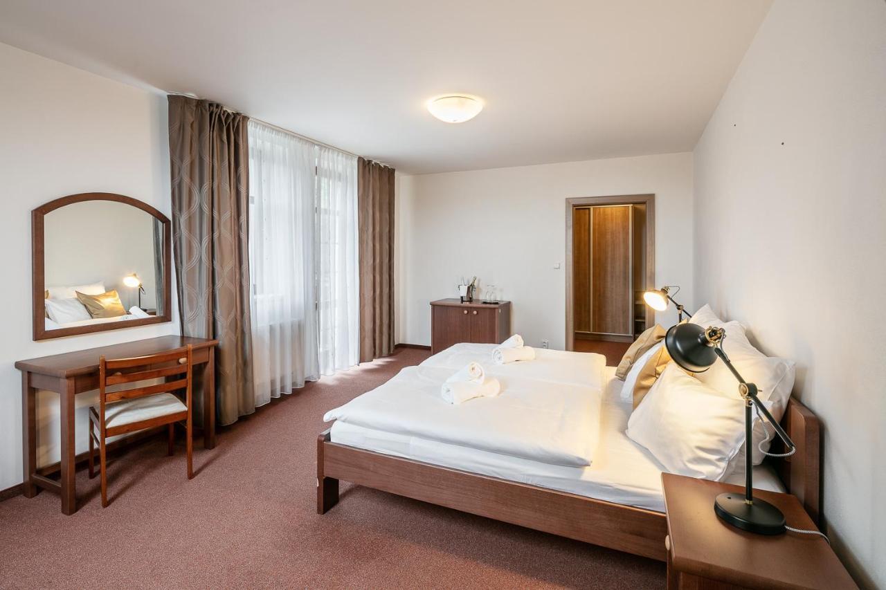 Pytloun Wellness Hotel Hasistejn Místo Eksteriør billede