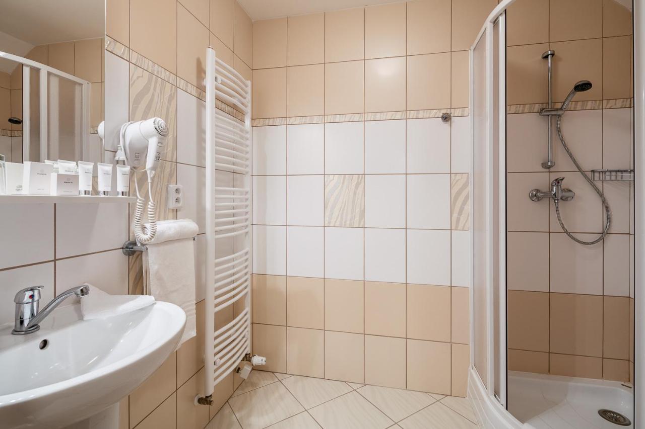 Pytloun Wellness Hotel Hasistejn Místo Eksteriør billede
